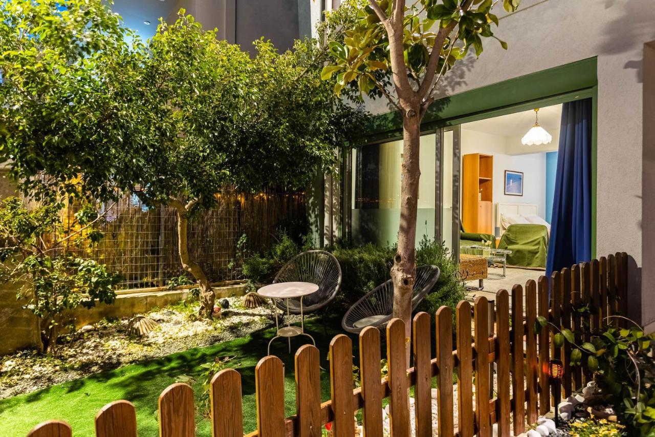 Serenity And Relaxing Studio Calamata Exterior foto